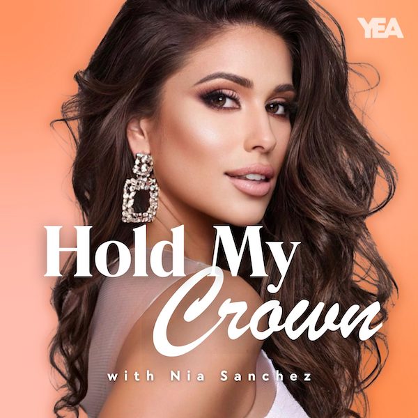 Hold me Crown with Nia Sanchez